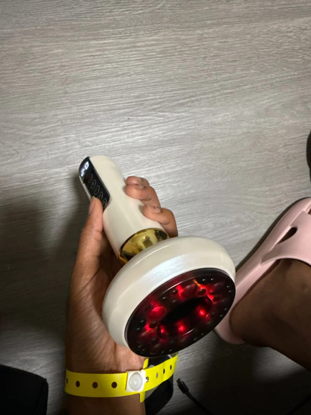 Customer photo review of Revimus Anti-Cellulite Massager