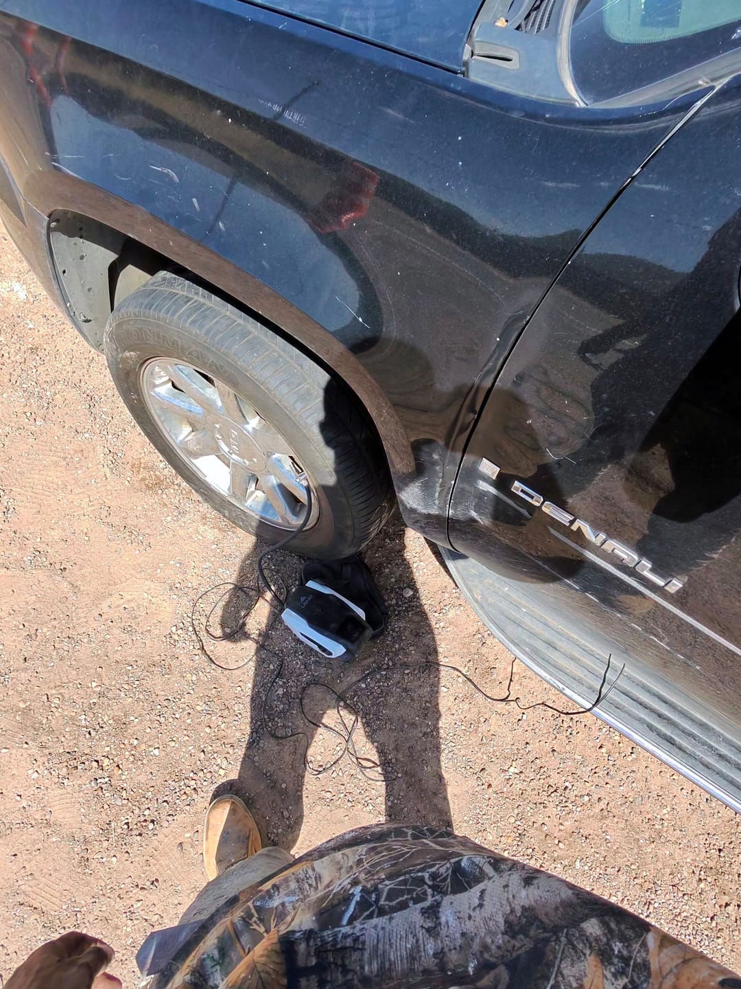 Customer photo review of Emergency Tire Inflator