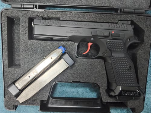 Customer photo review of CZ Shadow 2 Grips & Aluminium Magwell Combo