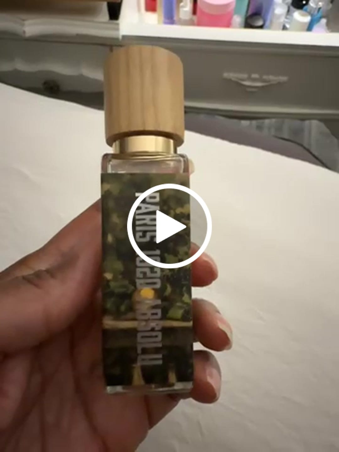 Customer video review of Paris 1920 Absolu