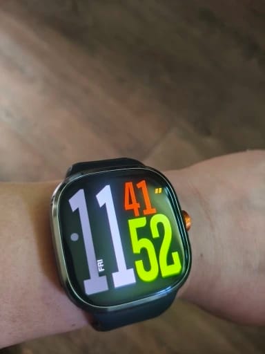 Customer photo review of Smartwatch 5G AMOLED 2,4" con fotocamera rotante