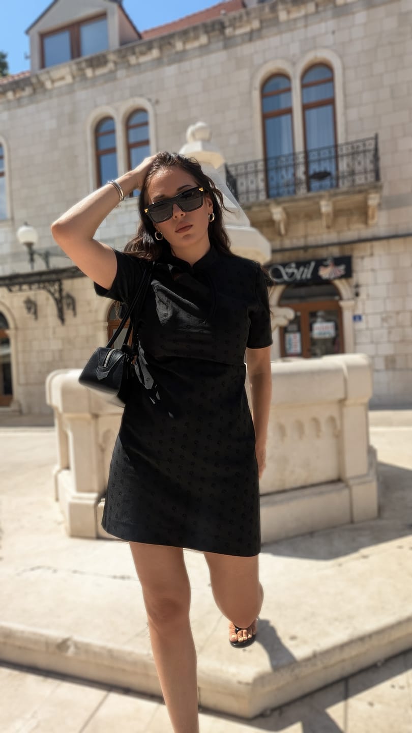 Customer photo review of LILY Chinese Style Jacquard Qipao