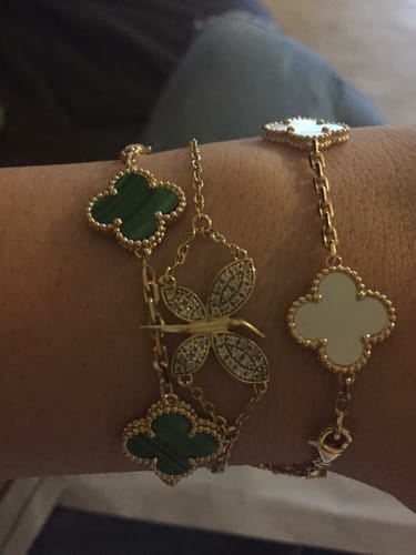 Customer photo review of Vintage Alhambra Five Motifs Malachite Clover Bracelet