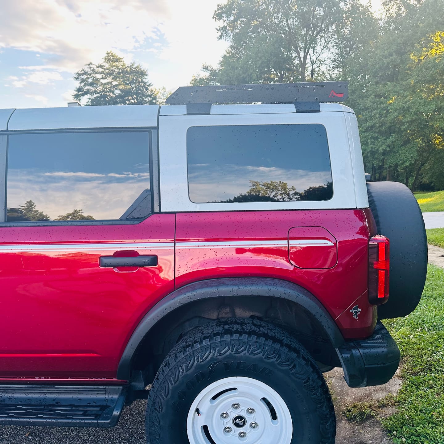 Customer photo review of Modular Half Rack For The Ford Bronco (2021-Current)