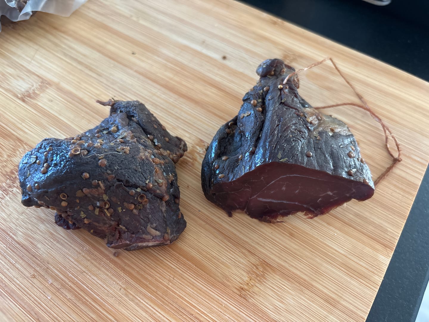Customer photo review of Noix de jambon fumée & séchée de Sanglier sauvage (Pièce à trancher)