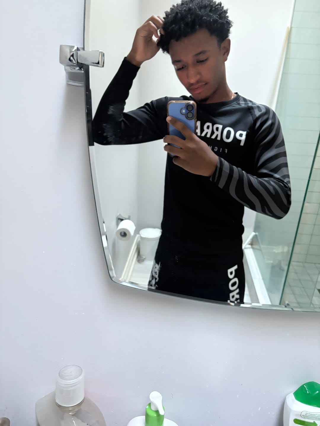Customer photo review of IBJJF BLACK RANKED RASH GUARD