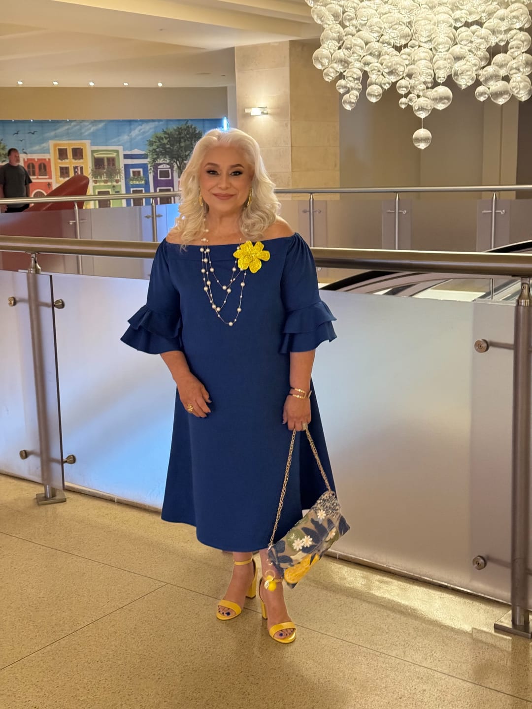 Customer photo review of Half Sleeves Loose Solid Color Off-The-Shoulder Maxi Dresses