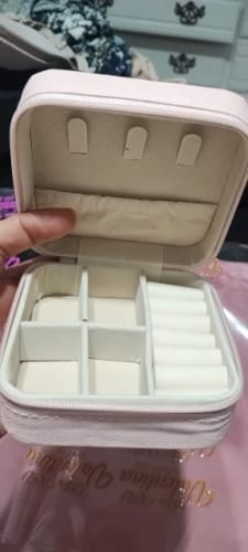 Customer photo review of Small Jewelry Box – Macaroon Style Travel Case for Studs & Rings
