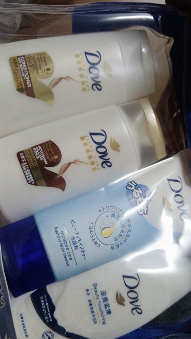 Customer photo review of Dove Travel Set: Cond50ml+Sham50ml+Fac Foam30g+BWash45g 4pcs