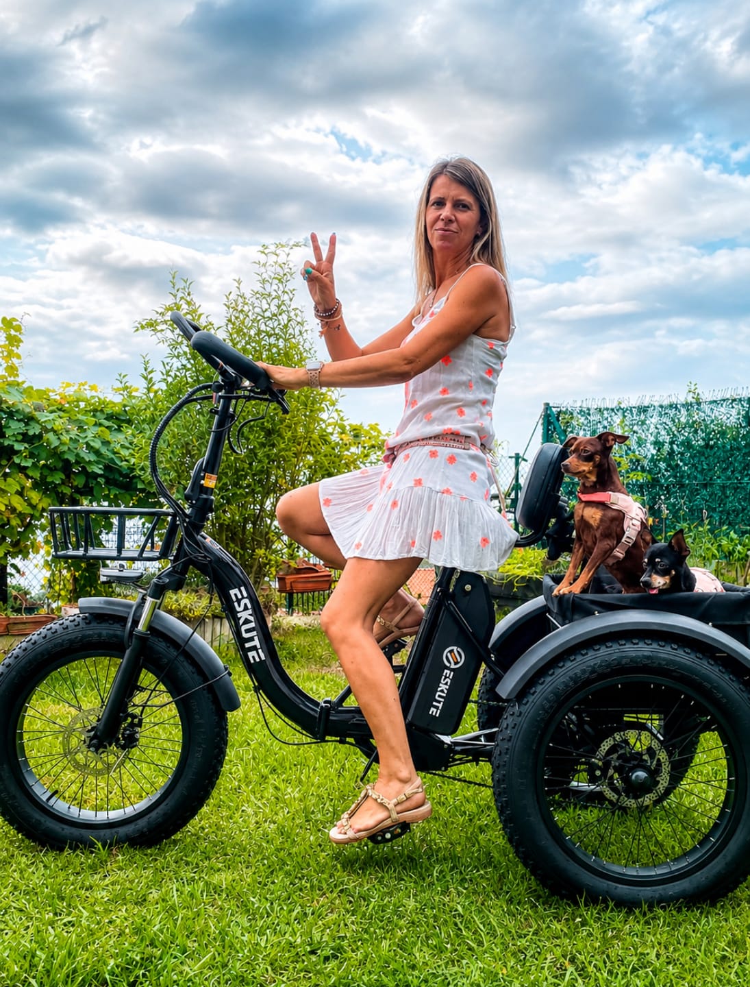 Customer photo review of Eskute® T300 Pro Folding Electric Trike with One-Button Reverse