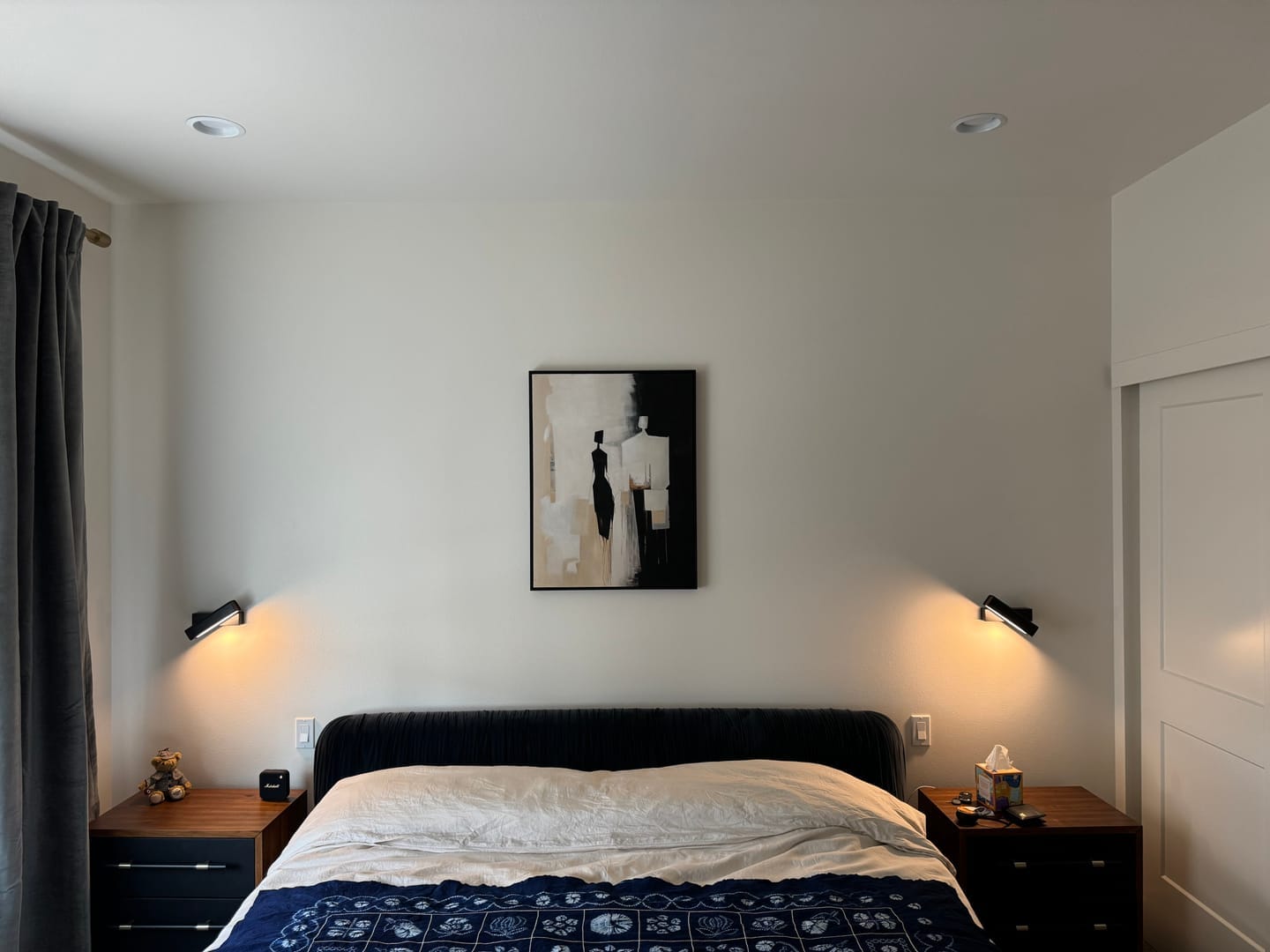 Customer photo review of Noir - Abstract Portrait Wall Art