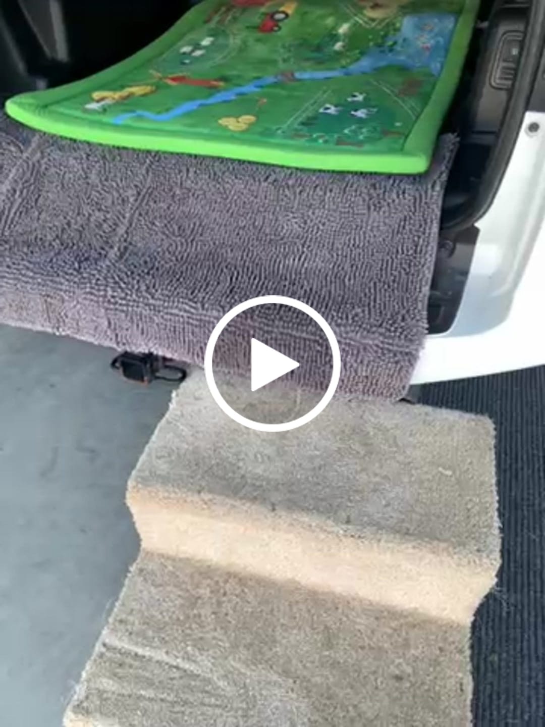 Customer video review of Relax Mat - 1.4" Thick Soft Foam Play Mat
