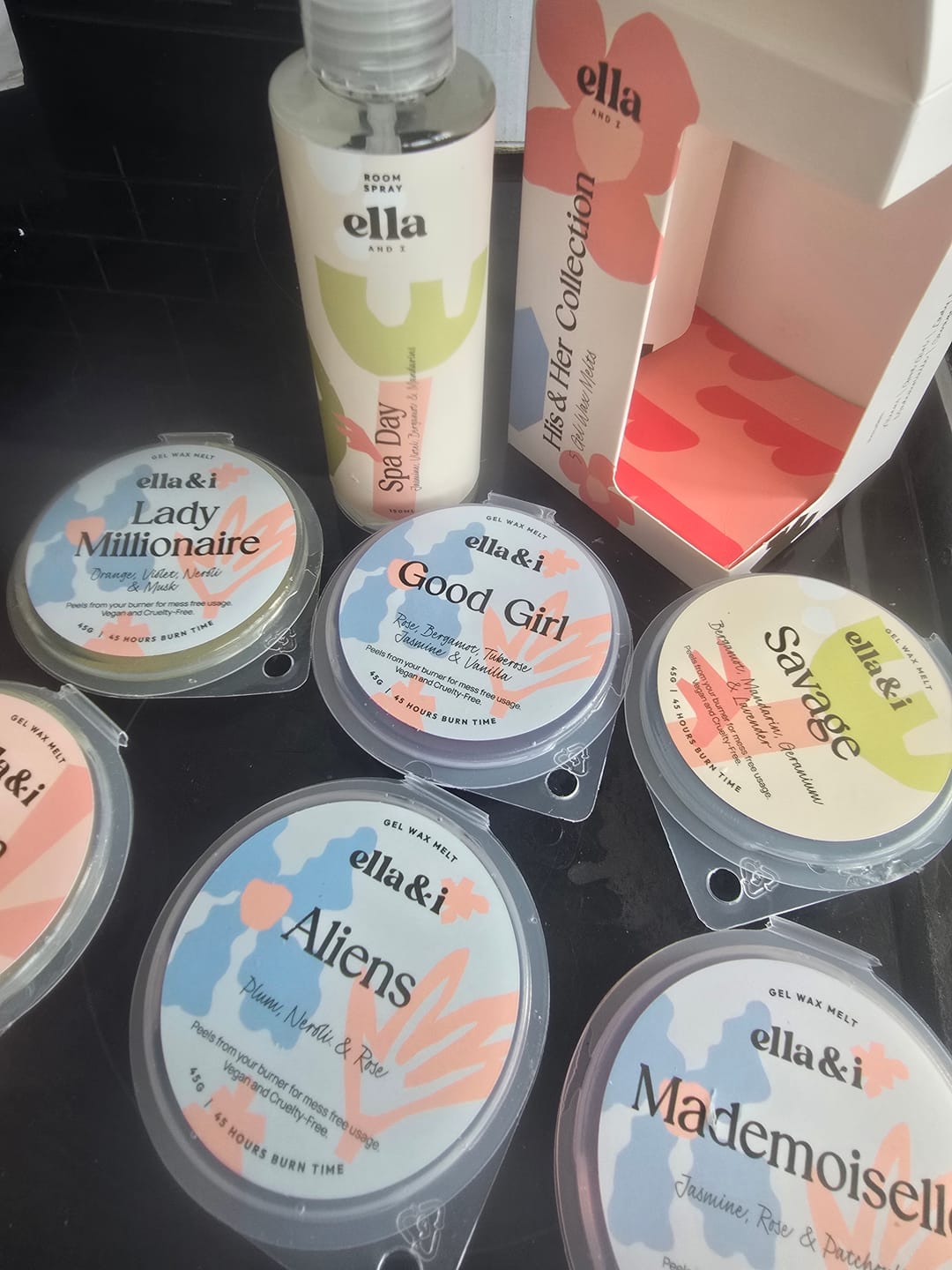 Customer photo review of Ella & I Gel Melt Subscription Box