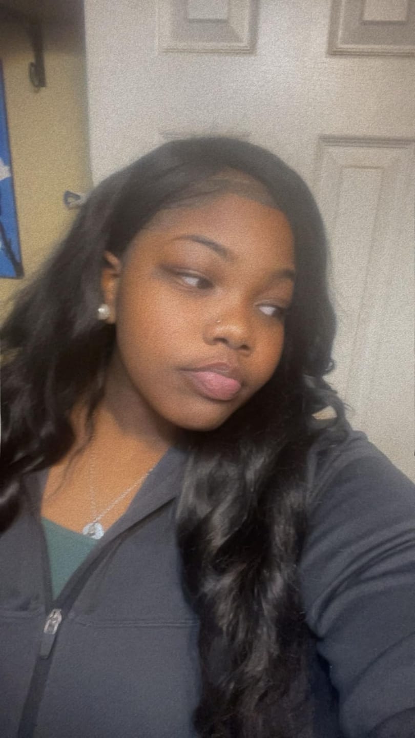 Customer photo review of Wavymy Wear Go Body Wave Glueless Wig Pre-Cut Lace Closure Wig Pre-Plucked Natural Hairline 180% Density Human Hair