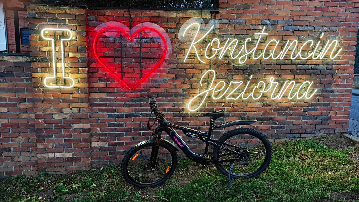 Customer photo review of Vakole EMT29 12s 250W 29" E-Mountain Bike 691Wh Cross-Country Full Suspension EMTB with Torque Sensor 48V 14.4Ah Battery