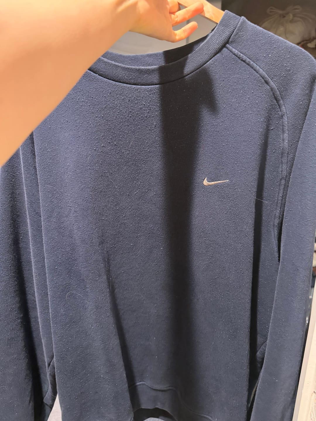 Customer photo review of Vintage Y2K Navy Blue Nike Embroidered Crewneck (XL)