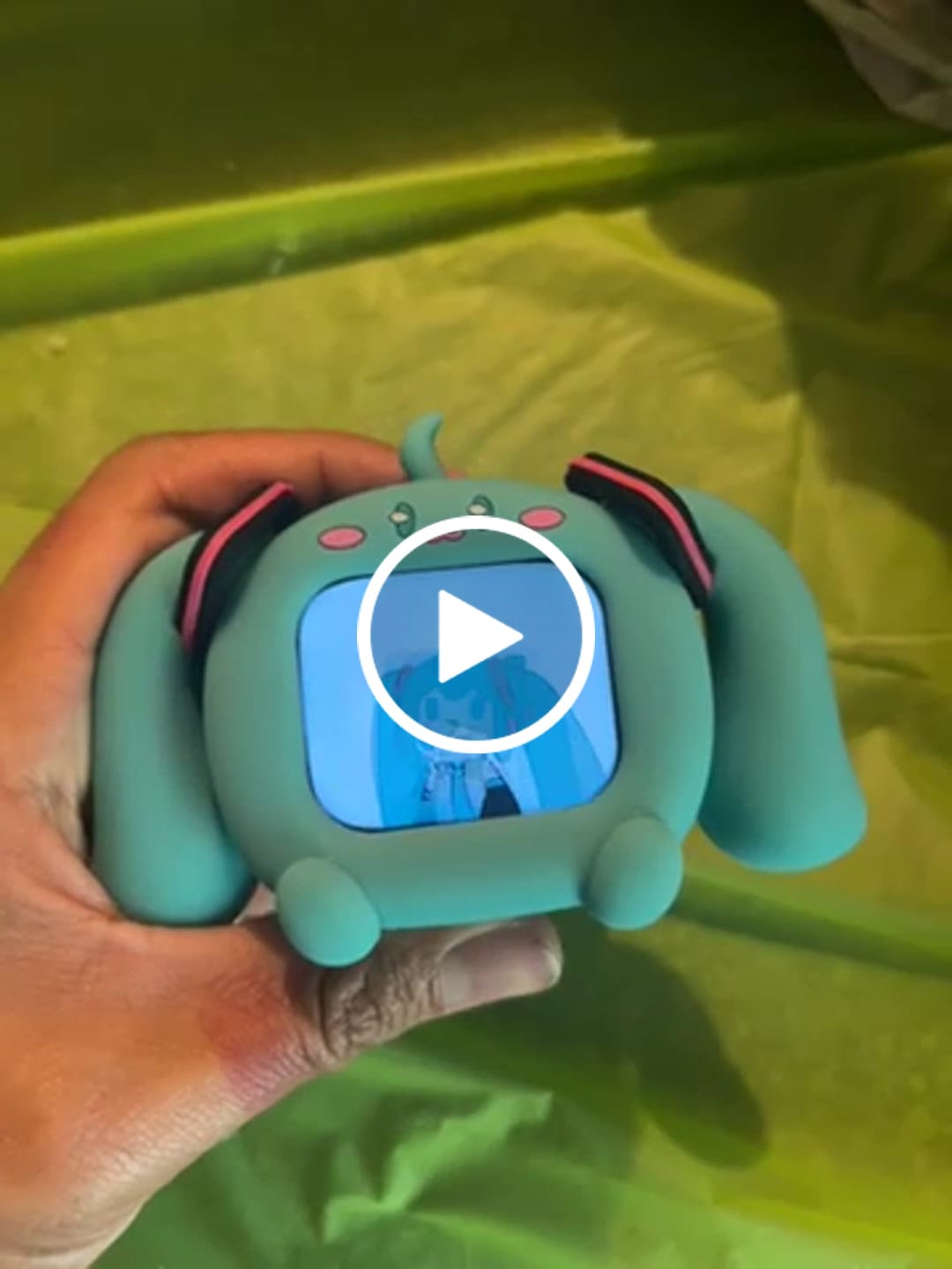 Customer video review of Officially Licensed Hatsune Miku CUBE FACE LCD Touchscreen Wireless Bluetooth Earbuds