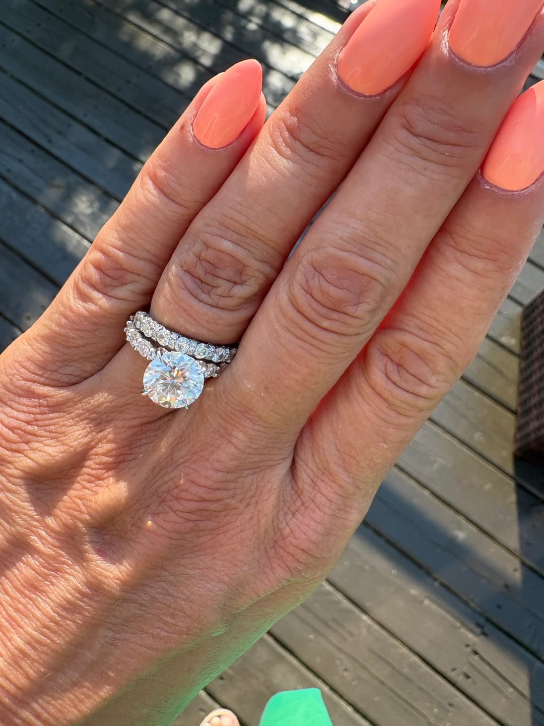 Customer photo review of Rodiffy Moissanite 2.0Ct~4.0 Ct Round Engagement Ring -4 Prong Setting