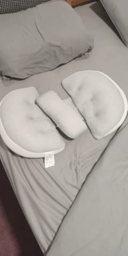 Customer photo review of Pregnancy Pillow Set – Waist Support with Free Auxiliary Pillow