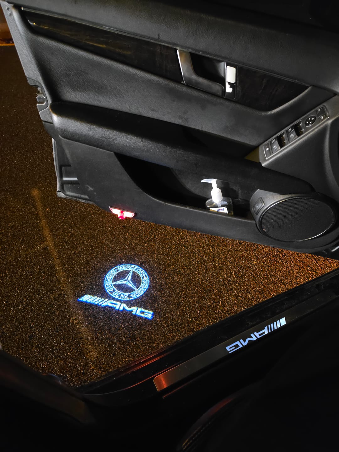 Customer photo review of MERCEDES DOOR LIGHTS