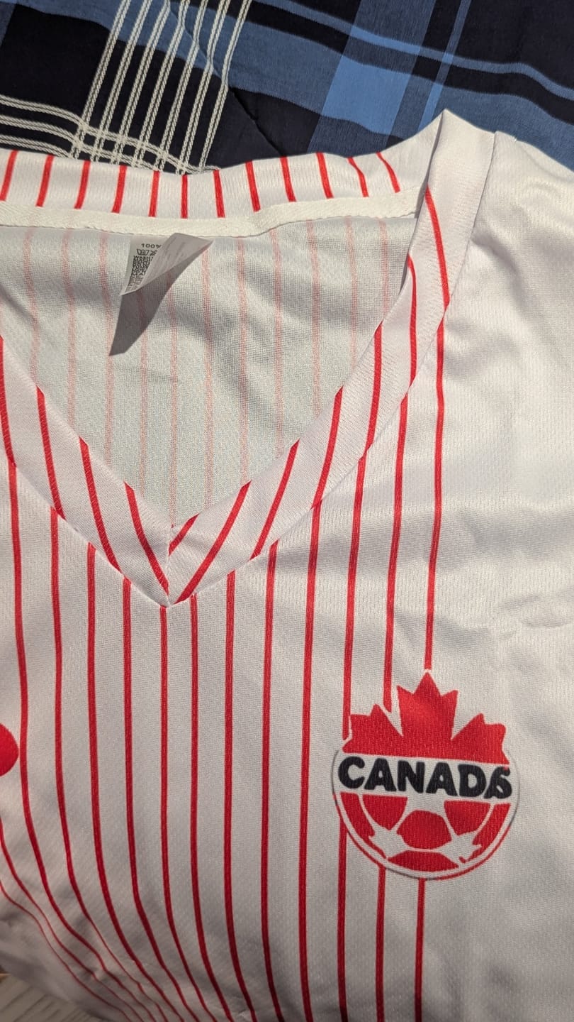 Customer photo review of 24/25 Canada Away