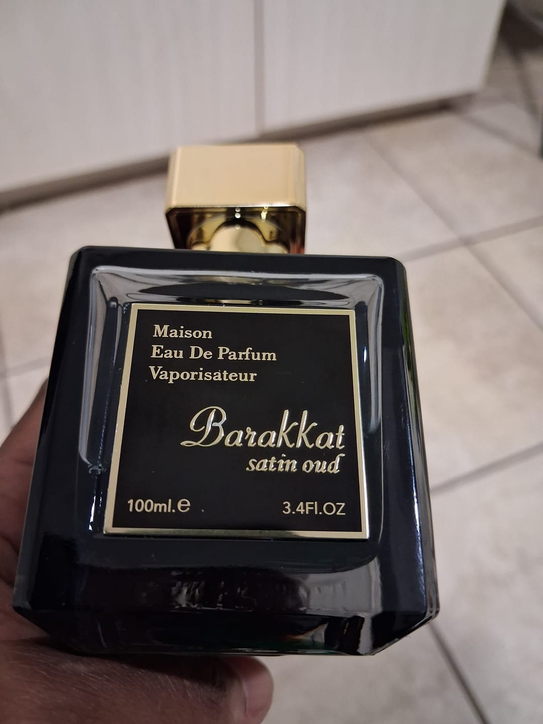 Customer photo review of Barakkat Satin Oud Eau De Parfum 100ml - Fragrance World