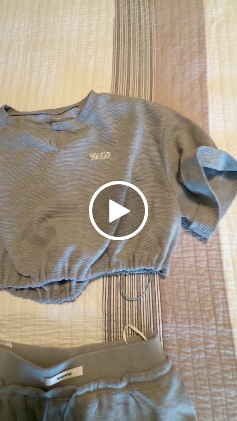 Customer video review of WARDEN EDGE Waffle Crop Tee & Drawstring Shorts Set