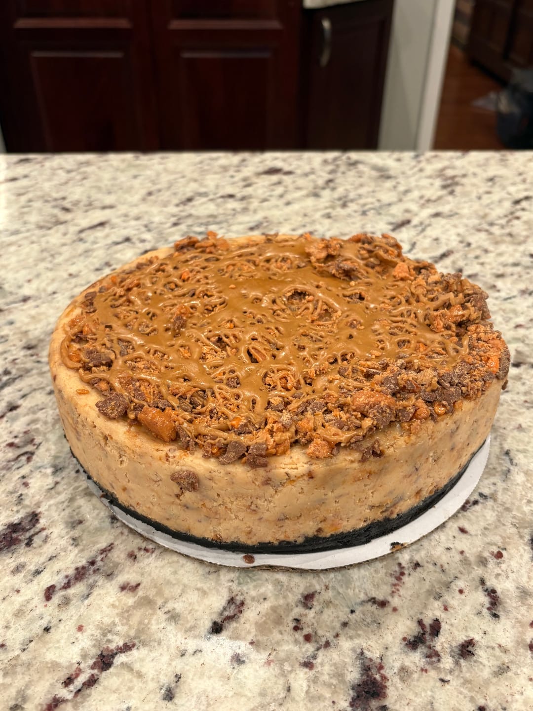 Customer photo review of Peanut Butter Butterfinger Cheesecake