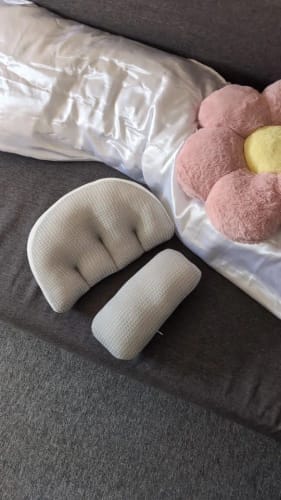 Customer photo review of Pregnancy Pillow Set – Waist Support with Free Auxiliary Pillow