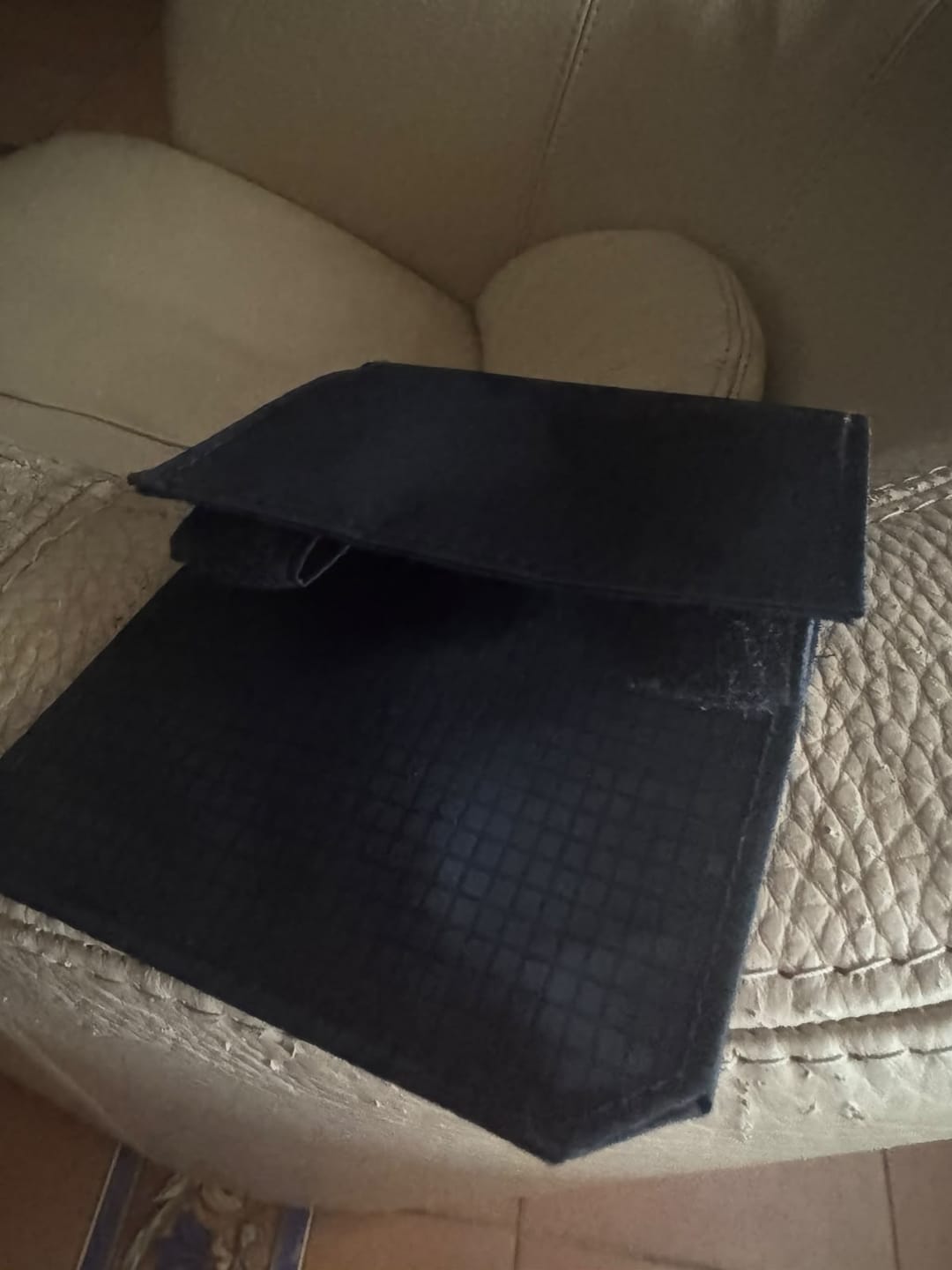 Customer photo review of MODO OCULTO™ Cartera