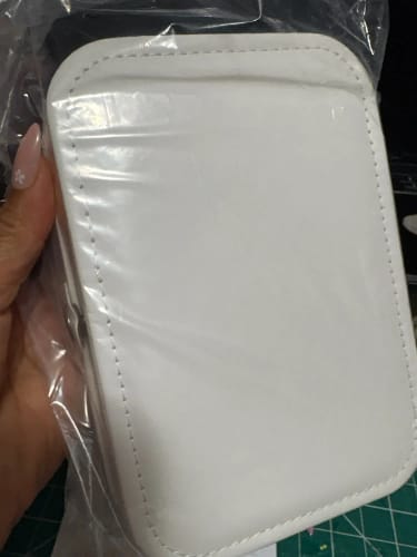 Customer photo review of Mini Jewelry Box – Velvet Lined Travel Case for Rings & Earrings