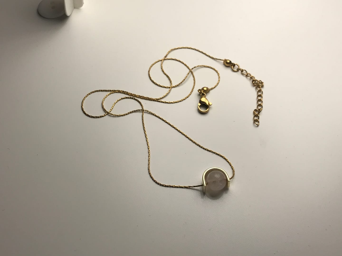 Customer photo review of Rosenquarz Halskette - Kugelschliff elegant