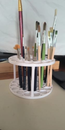 Customer photo review of Rotating Brush Holder – 360° Makeup Brush Storage Bucket