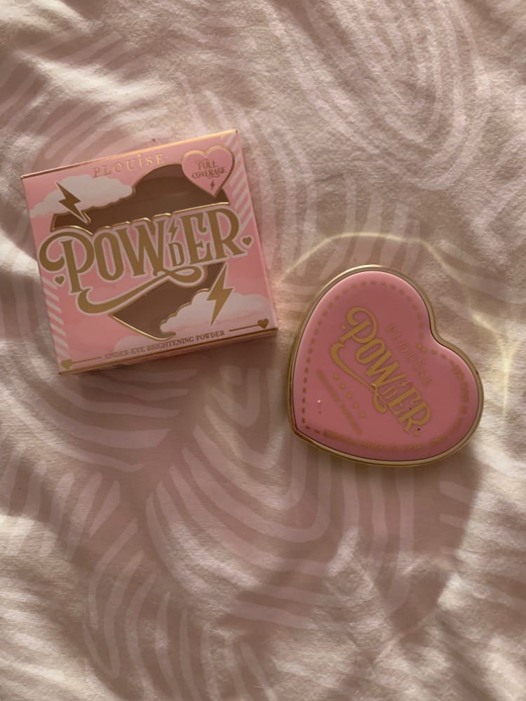 Customer photo review of Under-Eye Brightening Powder