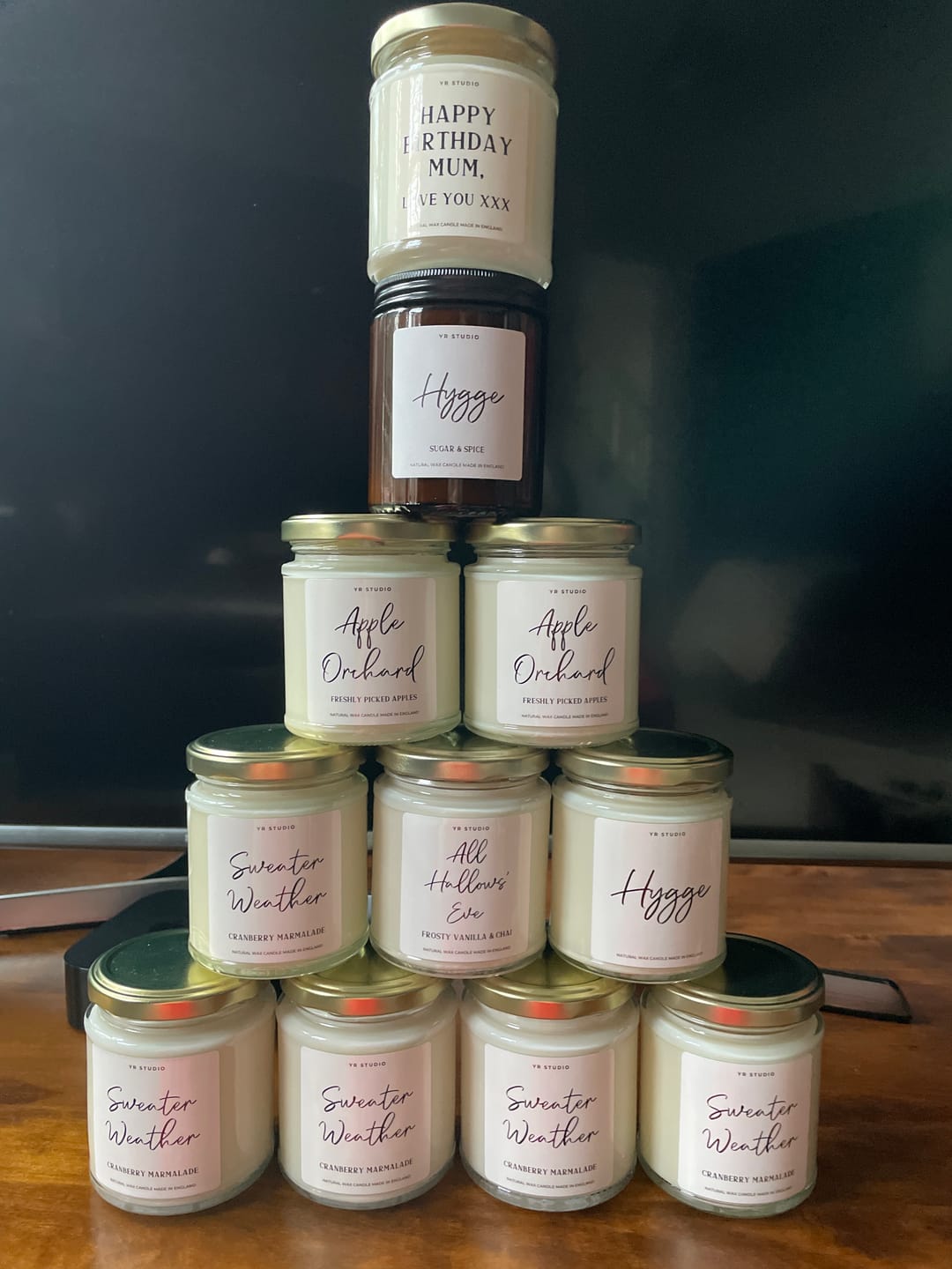 Customer photo review of "Sweater Weather" Cranberry Marmalade Candle