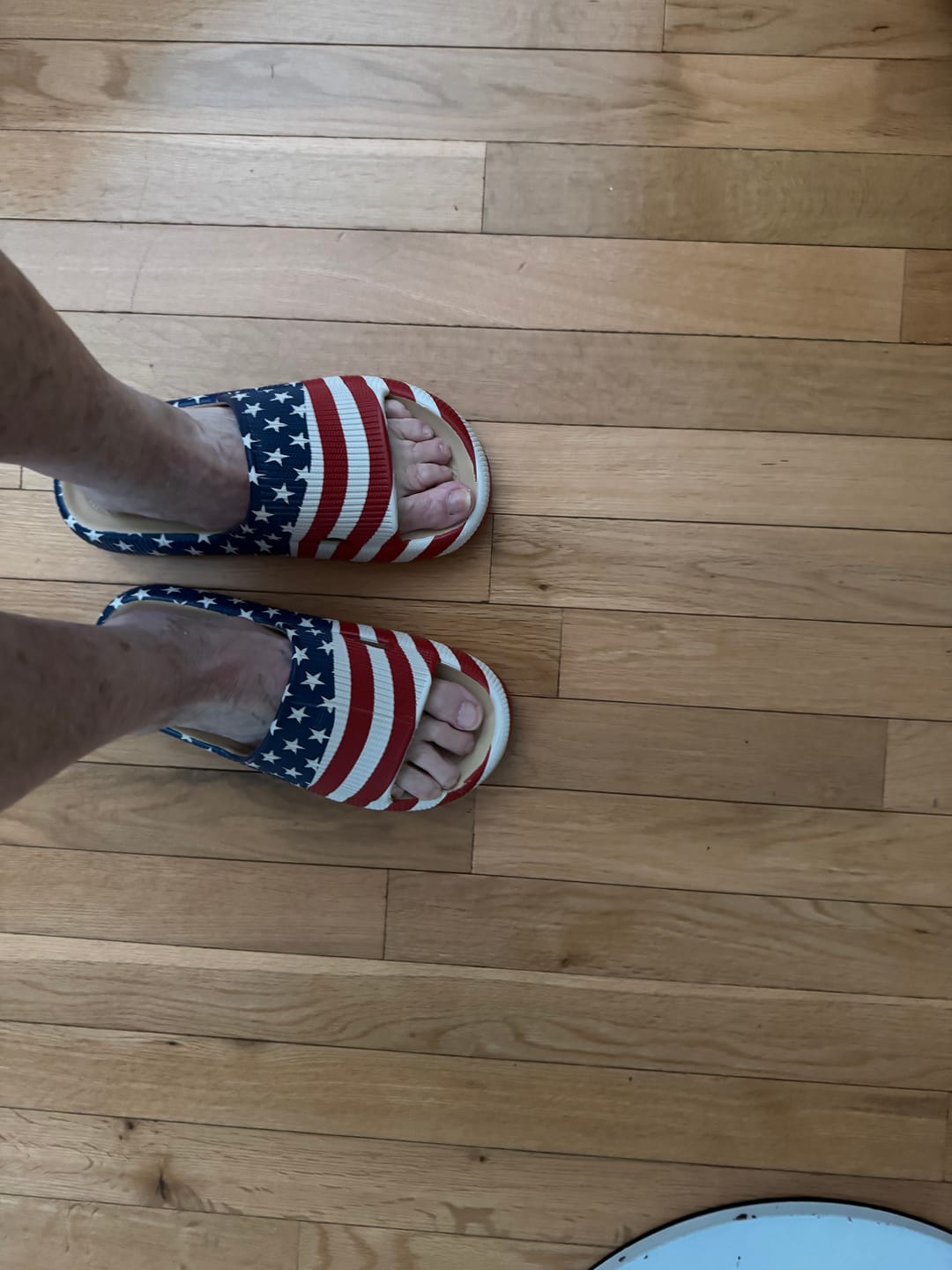 Customer photo review of Cloud Slides - Original Cushion Comfort