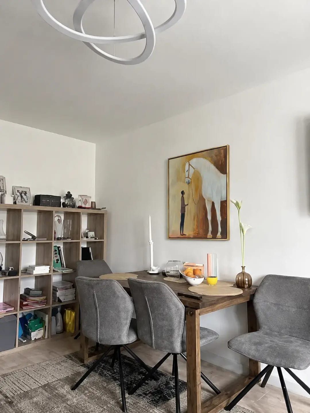 Customer photo review of Minimalist Man with White Horse