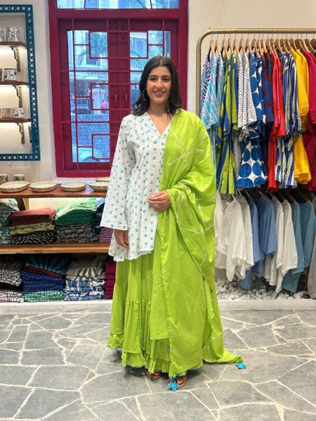 Customer photo review of Parijat Mulmul Dupatta