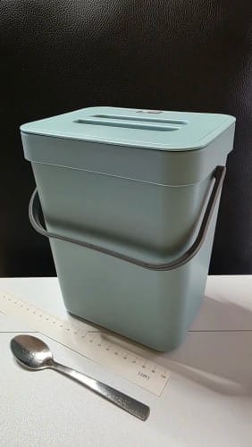 Customer photo review of Quiet Close Trash Can – Space-Saving Sealed Kitchen Bin