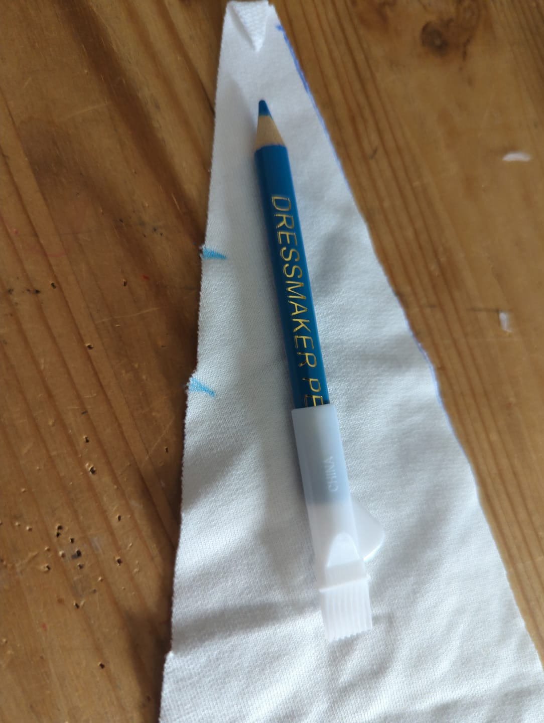 Customer photo review of Hemline Fabric Markers with Brush