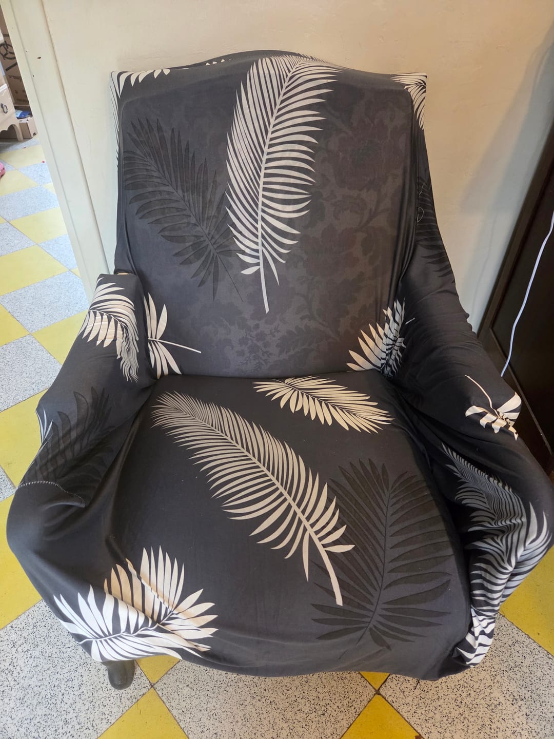Customer photo review of Gris Exotic - Housse de Fauteuil Extensible