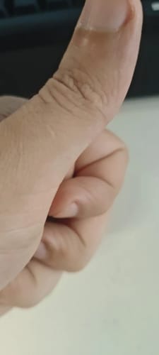 Customer photo review of Trifold Makeup Mirror – 360° Adjustable Travel Vanity Mirror