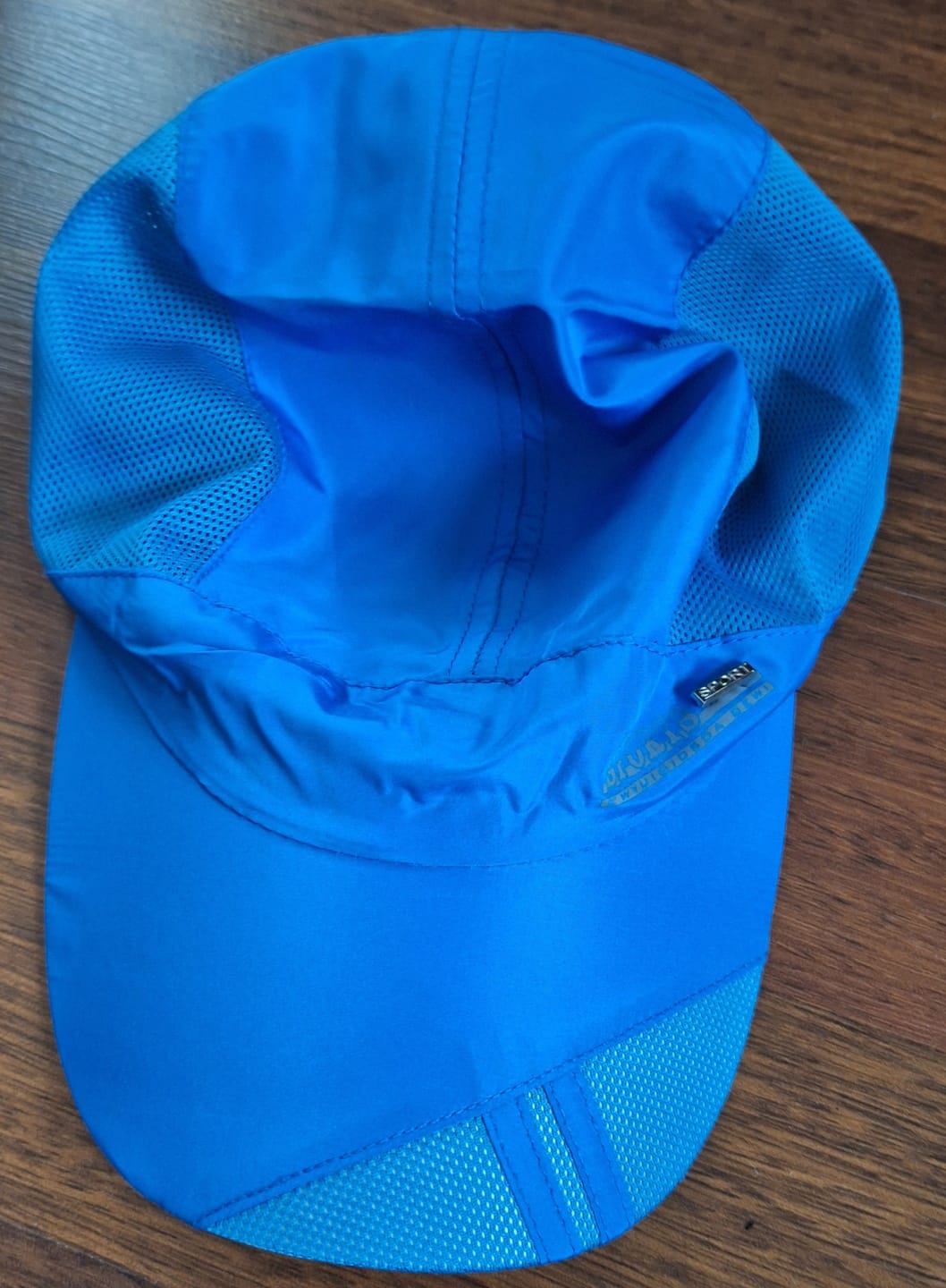 Customer photo review of Czapka Sportowa z Daszkiem Męska - Szybkoschnąca - Panele Siatkowe