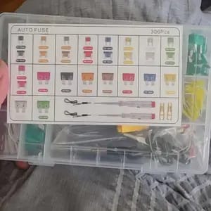 Customer photo review of Protezione Elettrica Kit Fusibili Auto Mini Lama con Estrattore