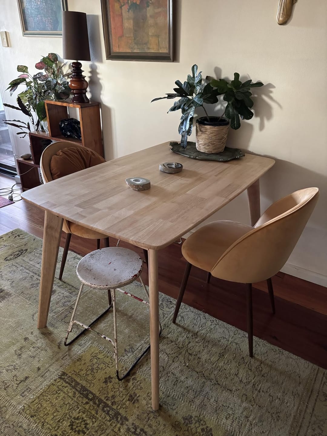 Customer photo review of Dining Sets 1XTable+1XBench Chair