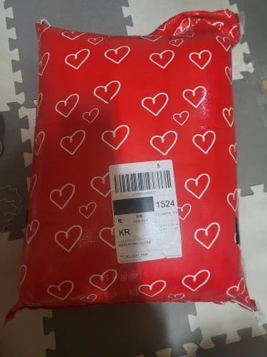 Customer photo review of Hotel Style Comforter – Lightweight Fluffy Winter Quilt