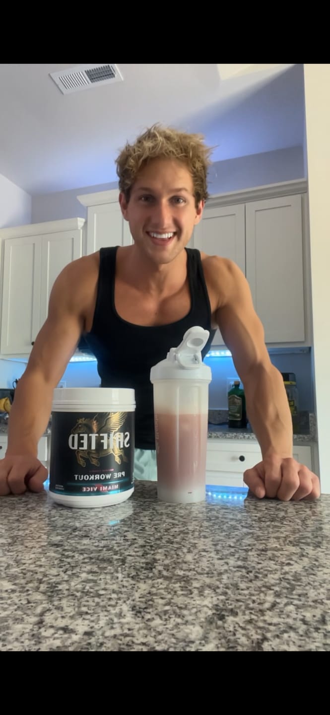 Customer photo review of Maximum Formula Pre Workout