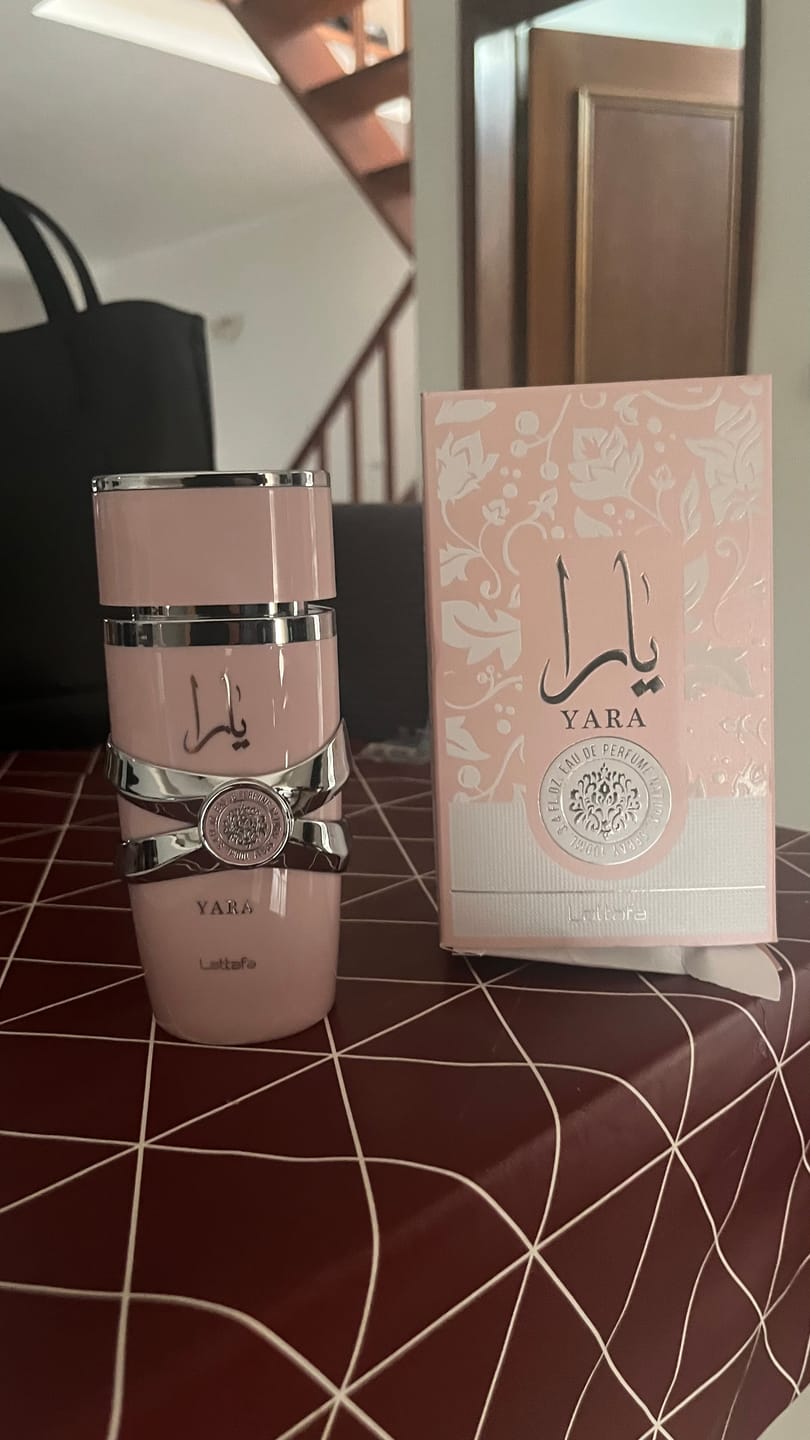Customer photo review of PERFUME YARA  LATTAFA - 100ML