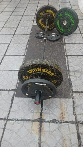 Customer photo review of IRONSIDE 3-Handle Weight Plate (5lb-45lb)