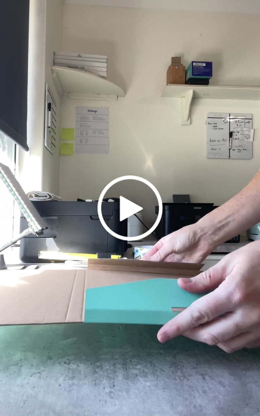 Customer video review of 310 x 220 x 16mm A4 Superflat Mint Blue Postal Box B350